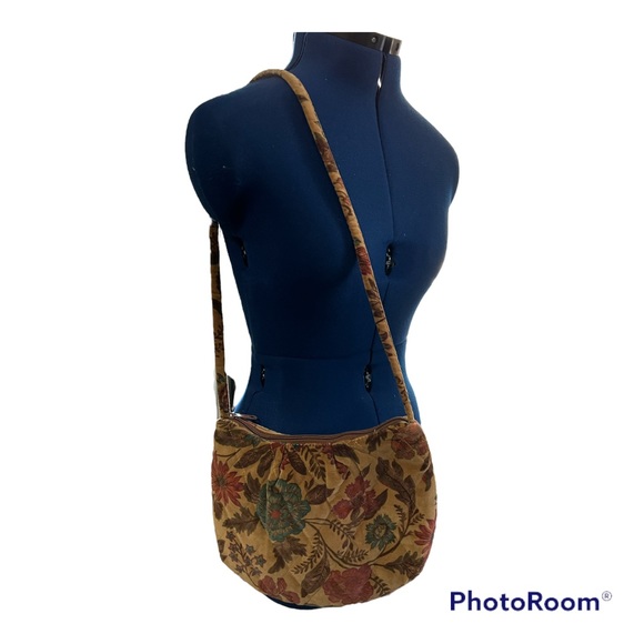 Richmark Quilted Velour Floral Shoulder Bag - Picture 6 of 6